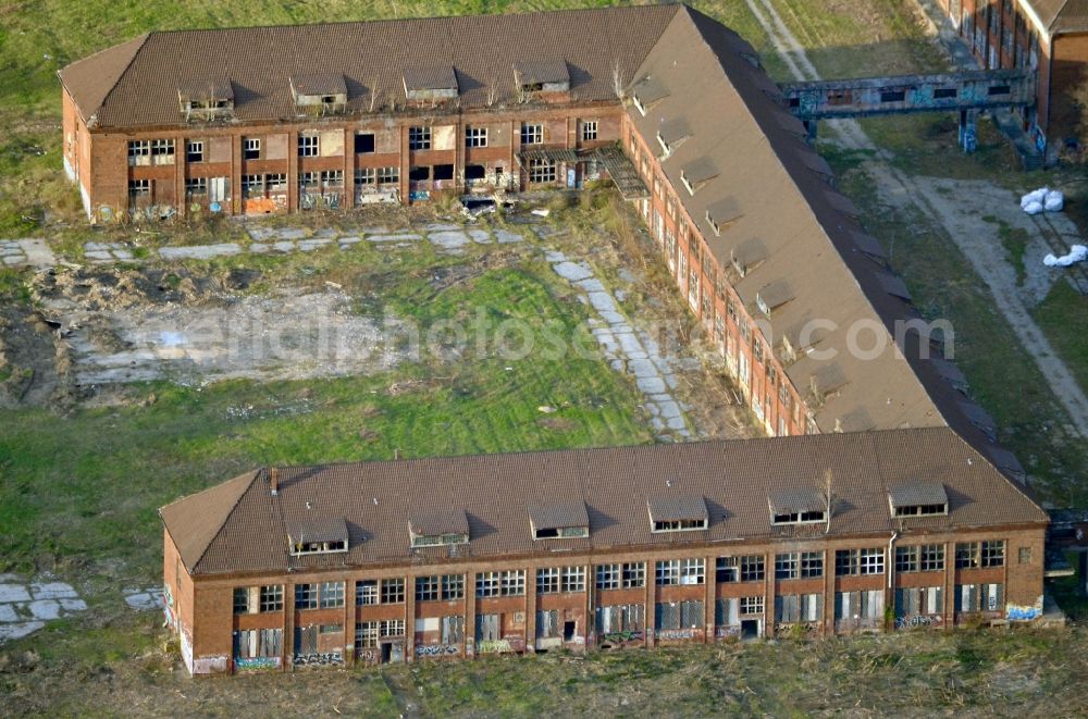 Aerial photograph Bernau - Construction site for the renovation and reconstruction of the building complex of the former military barracks on Schwanbecker Chaussee in the district Lindow in Bernau in the state Brandenburg, Germany