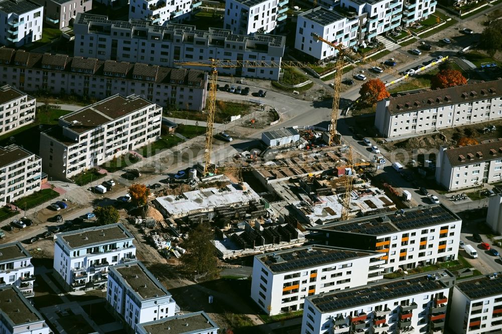 Aerial photograph Mannheim - Conversion construction site on the site of the former SULLIVAN US barracks - new construction of a modern housing development on the Franklin-Mitte area - New Franklin City on Thomas-Jefferson-Strasse corner Abraham-Lincoln-Allee in the district Kaefertal in Mannheim in the state Baden-Wurttemberg, Germany