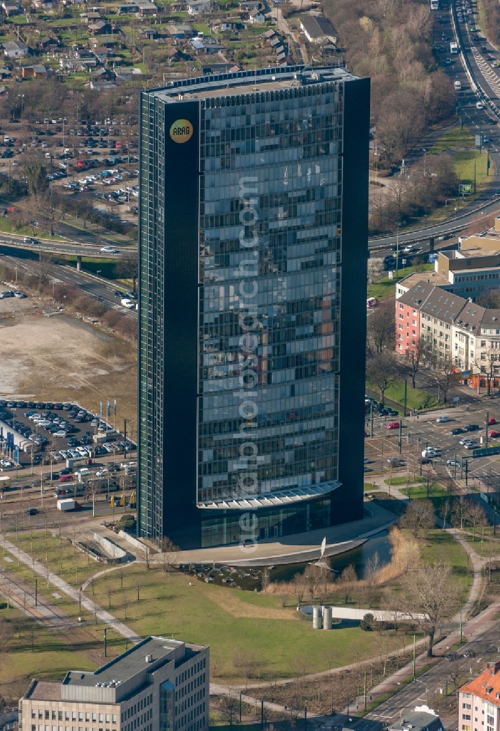 Düsseldorf from the bird's eye view: View of the ARAG-Tower in Düsseldorf in the state North Rhine-Westphalia. The ARAG-Tower contains the corporated head office of ARAG. ARAG is a german bond group