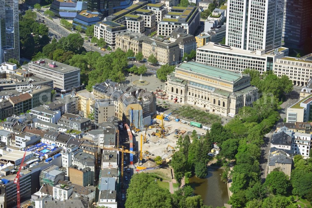 Frankfurt am Main from the bird's eye view: Old Opera at Opera Square in the district of downtown in Frankfurt on the Main in the state the Hesse. The building was designed by architect Richard Lucae and after the death of Albrecht Becker and Edgar Giesenberg completed. The former opera house is now used as a concert hall and event center