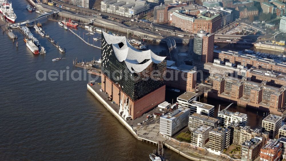 Hamburg from the bird's eye view: The Elbe Philharmonic Hall on the river bank of the Elbe in Hamburg