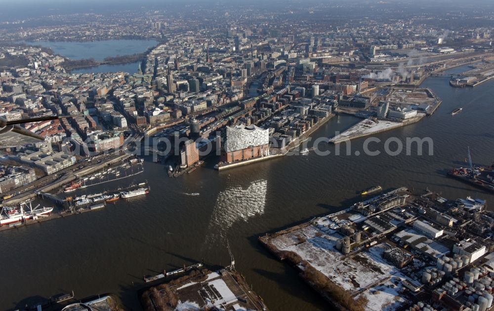 Aerial photograph Hamburg - The Elbe Philharmonic Hall on the river bank of the Elbe in Hamburg