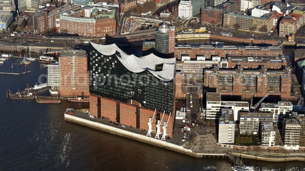 Aerial image Hamburg - The Elbe Philharmonic Hall on the river bank of the Elbe in Hamburg