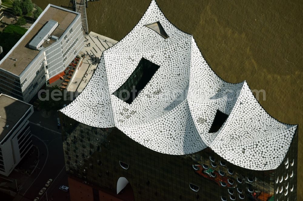 Hamburg from above - The Elbe Philharmonic Hall on the river bank of the Elbe in Hamburg