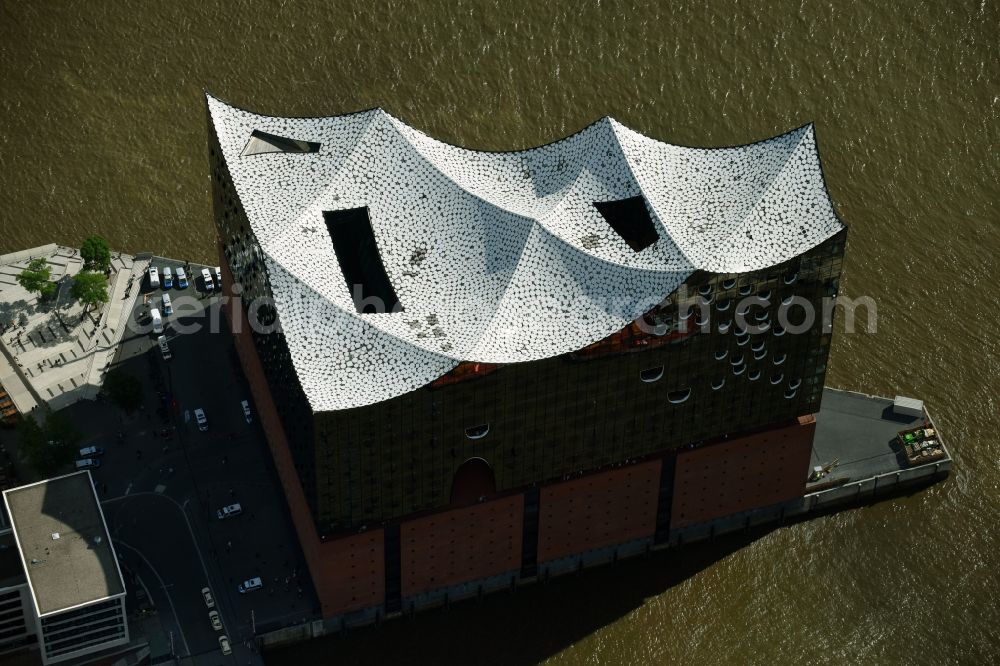 Aerial image Hamburg - The Elbe Philharmonic Hall on the river bank of the Elbe in Hamburg