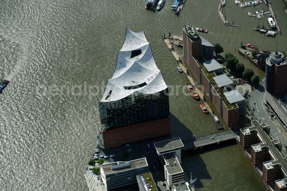 Hamburg from above - The Elbe Philharmonic Hall on the river bank of the Elbe in Hamburg