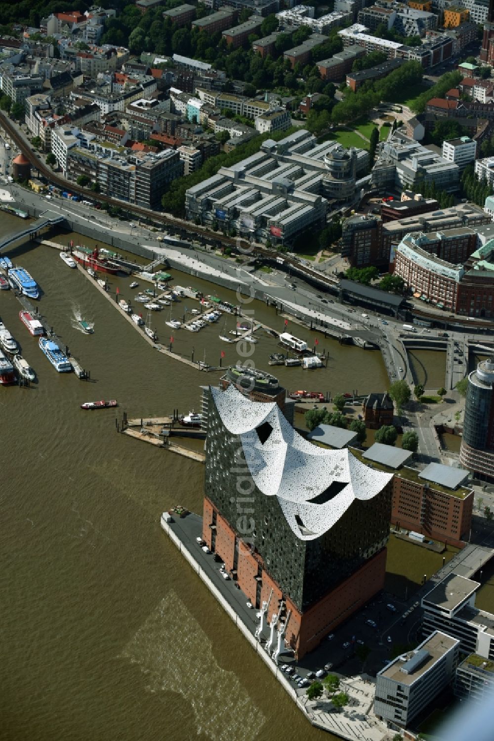 Hamburg from the bird's eye view: The Elbe Philharmonic Hall on the river bank of the Elbe in Hamburg