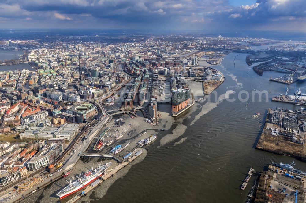 Aerial photograph Hamburg - The Elbe Philharmonic Hall on the river bank of the Elbe in Hamburg