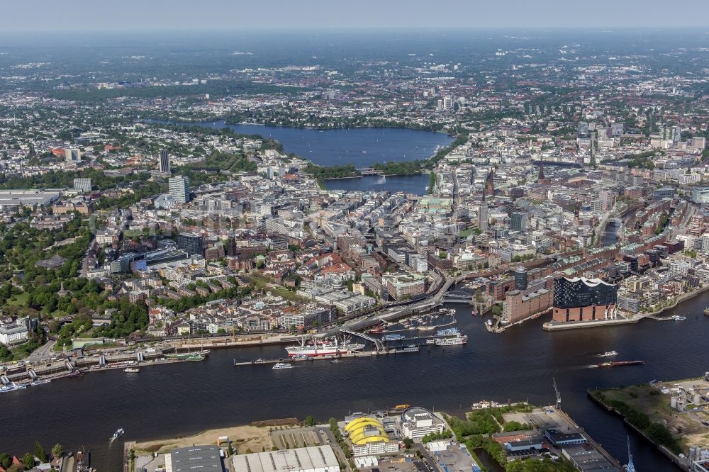 Aerial image Hamburg - The Elbe Philharmonic Hall on the river bank of the Elbe in Hamburg