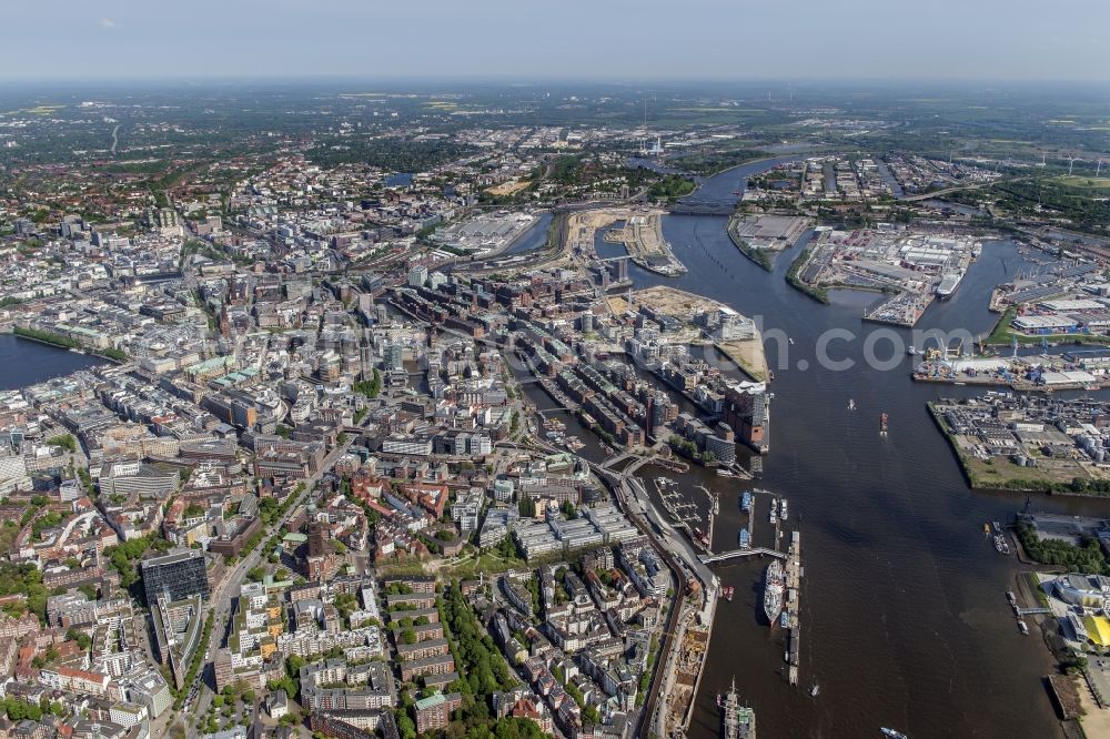 Aerial image Hamburg - The Elbe Philharmonic Hall on the river bank of the Elbe in Hamburg