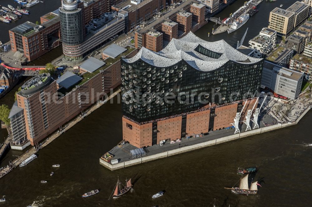 Hamburg from above - The Elbe Philharmonic Hall on the river bank of the Elbe in Hamburg