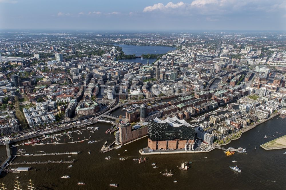 Aerial photograph Hamburg - The Elbe Philharmonic Hall on the river bank of the Elbe in Hamburg