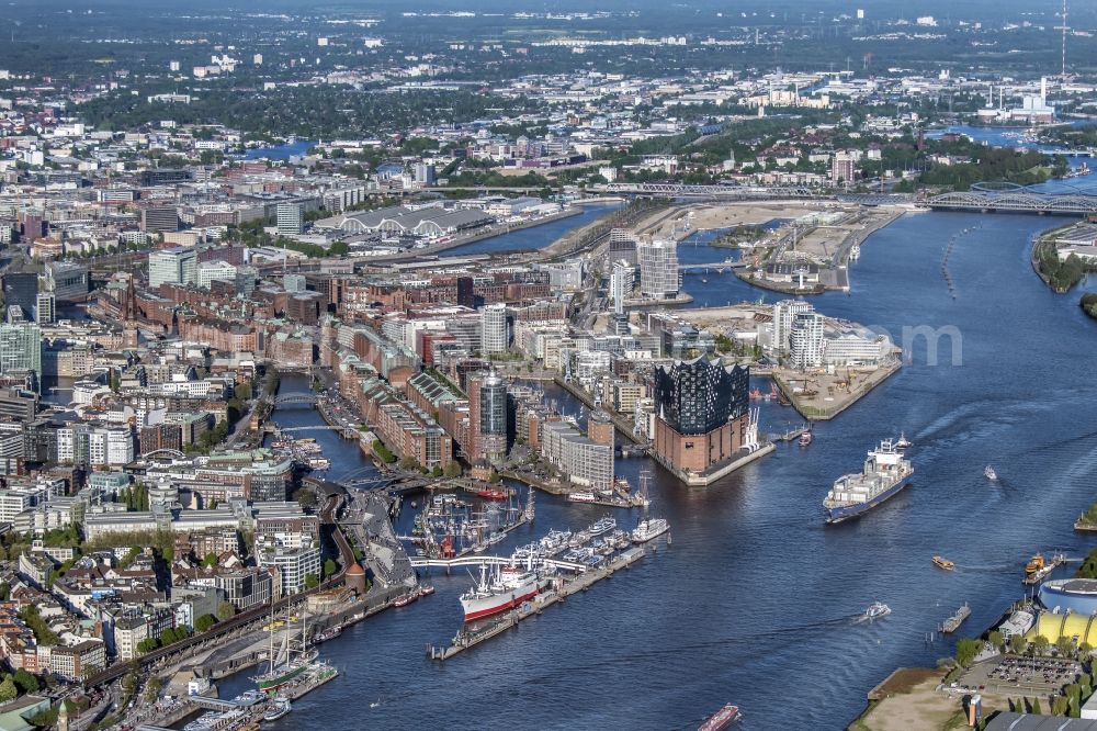 Hamburg from above - The Elbe Philharmonic Hall on the river bank of the Elbe in Hamburg