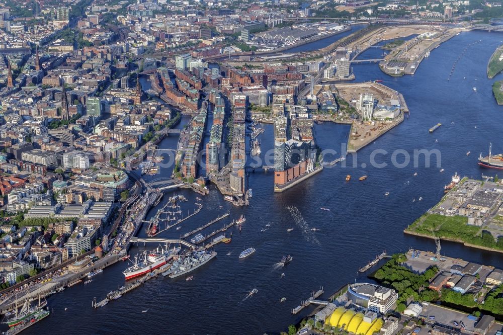 Hamburg from above - The Elbe Philharmonic Hall on the river bank of the Elbe in Hamburg