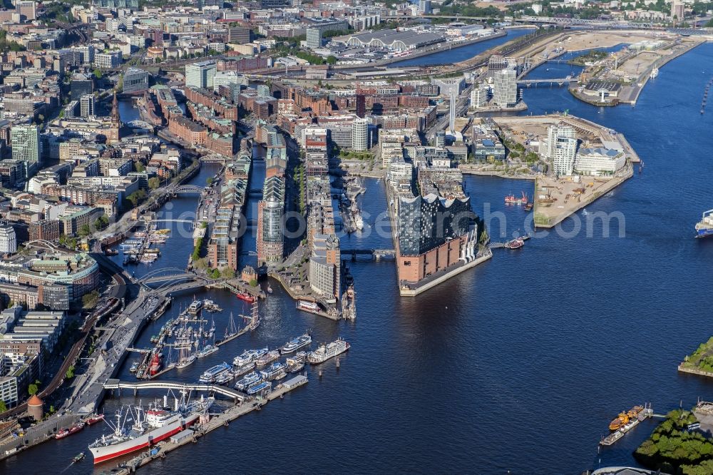 Aerial photograph Hamburg - The Elbe Philharmonic Hall on the river bank of the Elbe in Hamburg