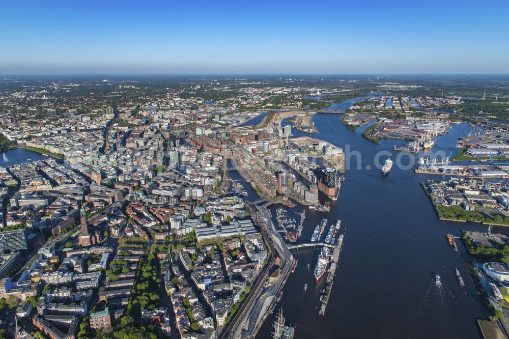 Aerial image Hamburg - The Elbe Philharmonic Hall on the river bank of the Elbe in Hamburg