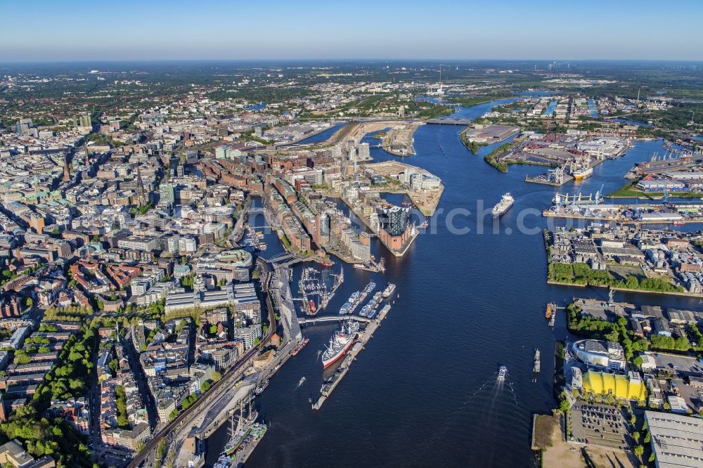 Hamburg from above - The Elbe Philharmonic Hall on the river bank of the Elbe in Hamburg