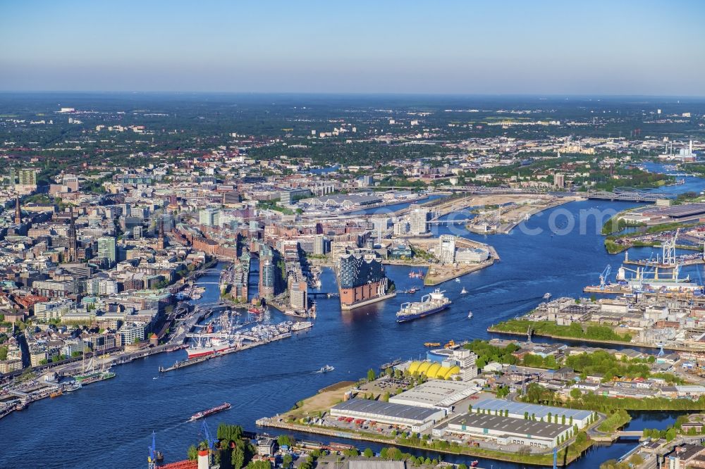 Aerial image Hamburg - The Elbe Philharmonic Hall on the river bank of the Elbe in Hamburg