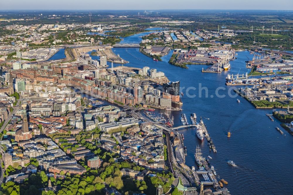 Hamburg from above - The Elbe Philharmonic Hall on the river bank of the Elbe in Hamburg