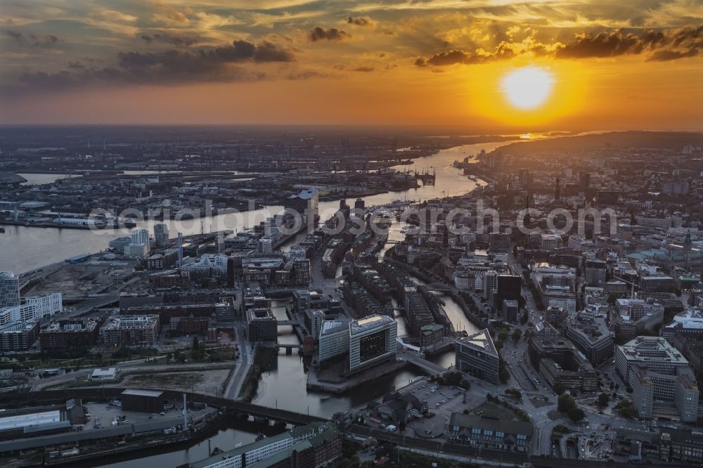 Hamburg from the bird's eye view: The Elbe Philharmonic Hall at sunset on the river bank of the Elbe in Hamburg