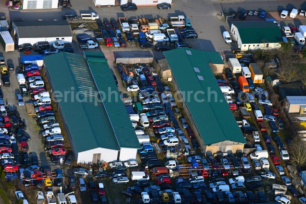 Quellendorf from the bird's eye view: Scrapyard for recycling of cars cars and used vehicles with decomposition and aftermarket Autocenter Uhlendorf in Quellendorf in the state Saxony-Anhalt, Germany