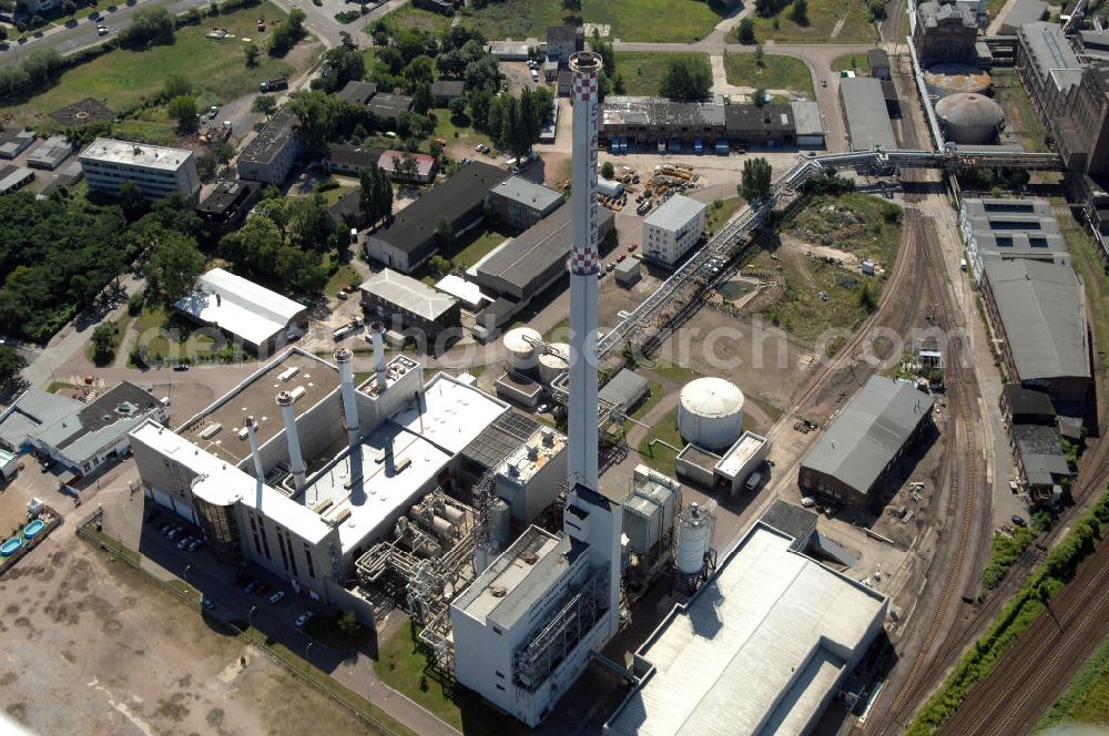 Aerial image Dessau-Roßlau - Blick auf das Kraftwerk Dessau An der Fine 4 in der Nähe vom Gewerbepark Dessau-Mitte. Betreiber ist die Kraftwerk Dessau GmbH. Das Kraftwerk wurde 1996 fertiggestellt und versorgt Dessau mit Wärme und Strom (durch eine Gas- und Dampfturbinenanlage). Kontakt Dessauer Versorgungs- und Verkehrsgesellschaft mbH: Tel. +49(0)340 8990, Email: stadtwerke@dvv-dessau.de