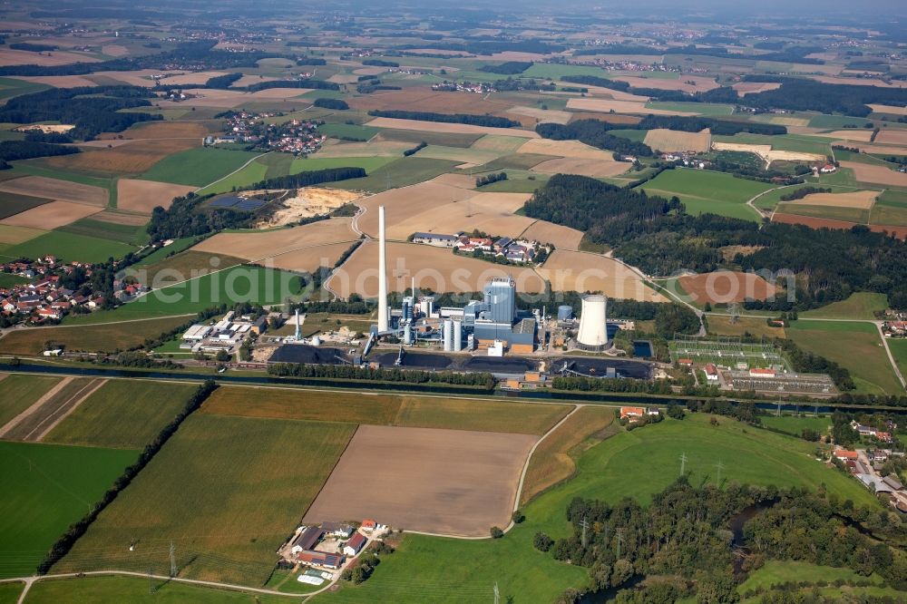 Zolling from the bird's eye view: Power plants and exhaust towers of thermal power station ENGIE Kraftwerk Zolling in Zolling in the state Bavaria, Germany