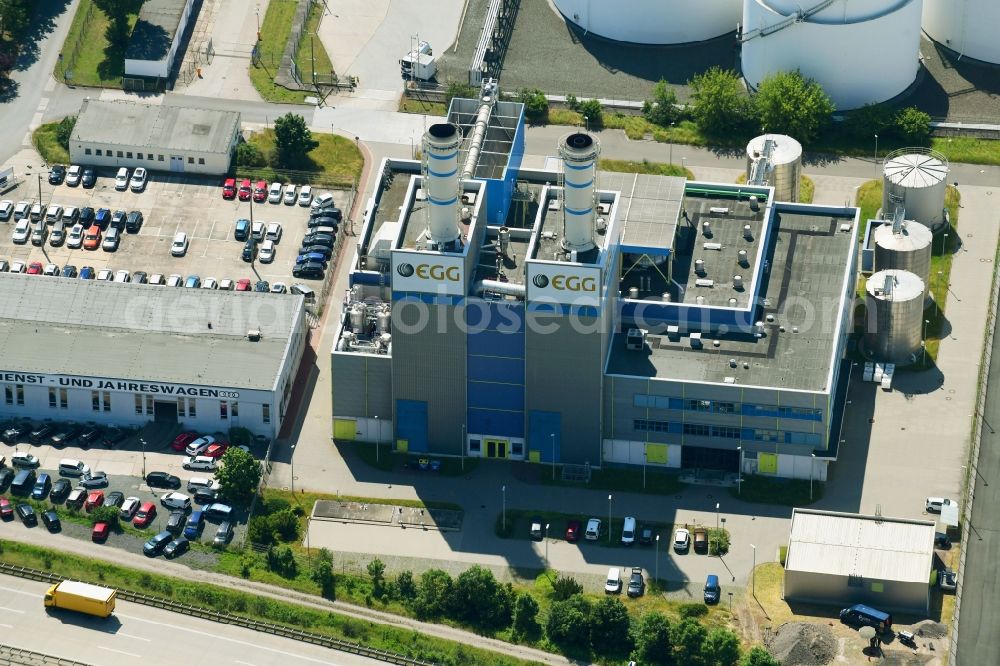 Gera from the bird's eye view: Power plants and exhaust towers of thermal power station Gera-Nord on Siemensstrasse in Gera in the state Thuringia, Germany