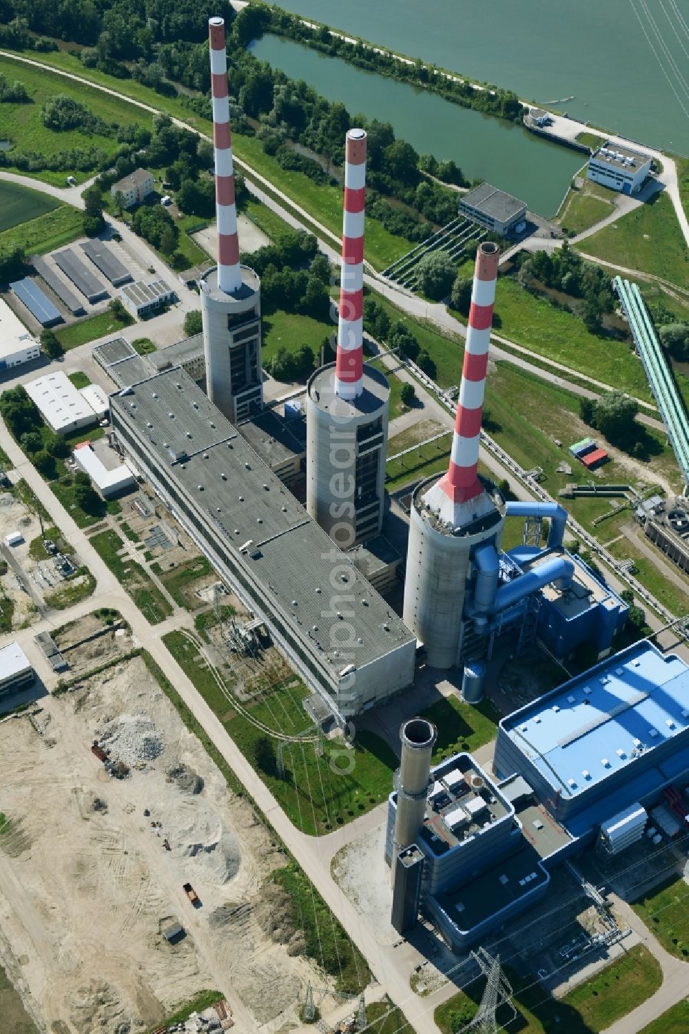 Aerial photograph Irsching - Power plants and exhaust towers of thermal power station Irsching of Uniper SE on Paarstrasse in Irsching in the state Bavaria, Germany