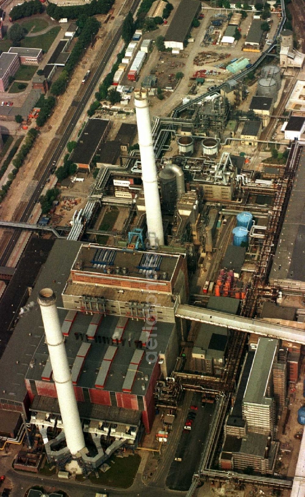 Berlin from above - Power plants and exhaust towers of thermal power station Klingenberg in the district Rummelsburg in Berlin, Germany