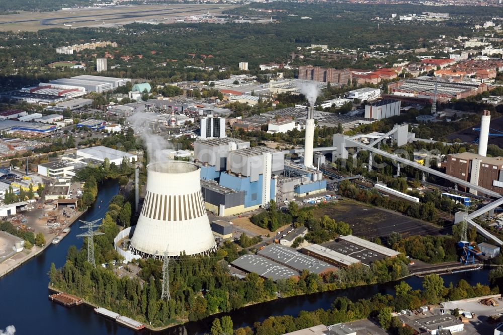 Aerial photograph Berlin - Power plants and exhaust towers of thermal power station - Kraftwerk Reuter West Grosser Spreering in Berlin