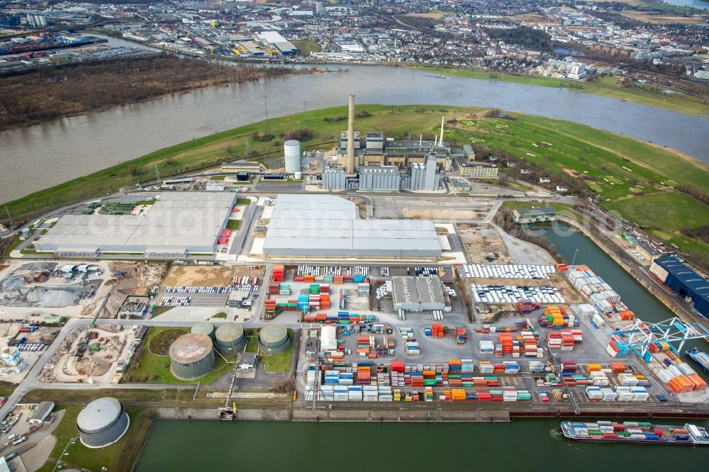 Düsseldorf from above - Power plants and exhaust towers of thermal power station Lausward of Stadtwerke Duesseldorf AG in Duesseldorf in the state North Rhine-Westphalia