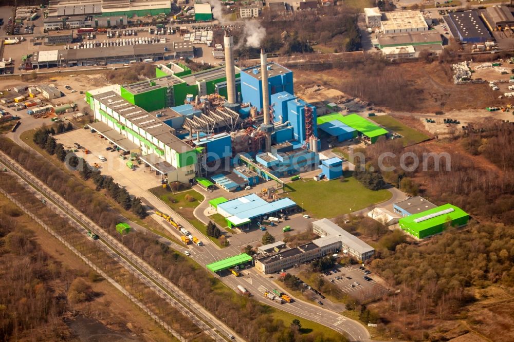 Aerial photograph Herten - Power plants and exhaust towers of Waste incineration plant station Im Emscherbruch in Herten in the state North Rhine-Westphalia, Germany