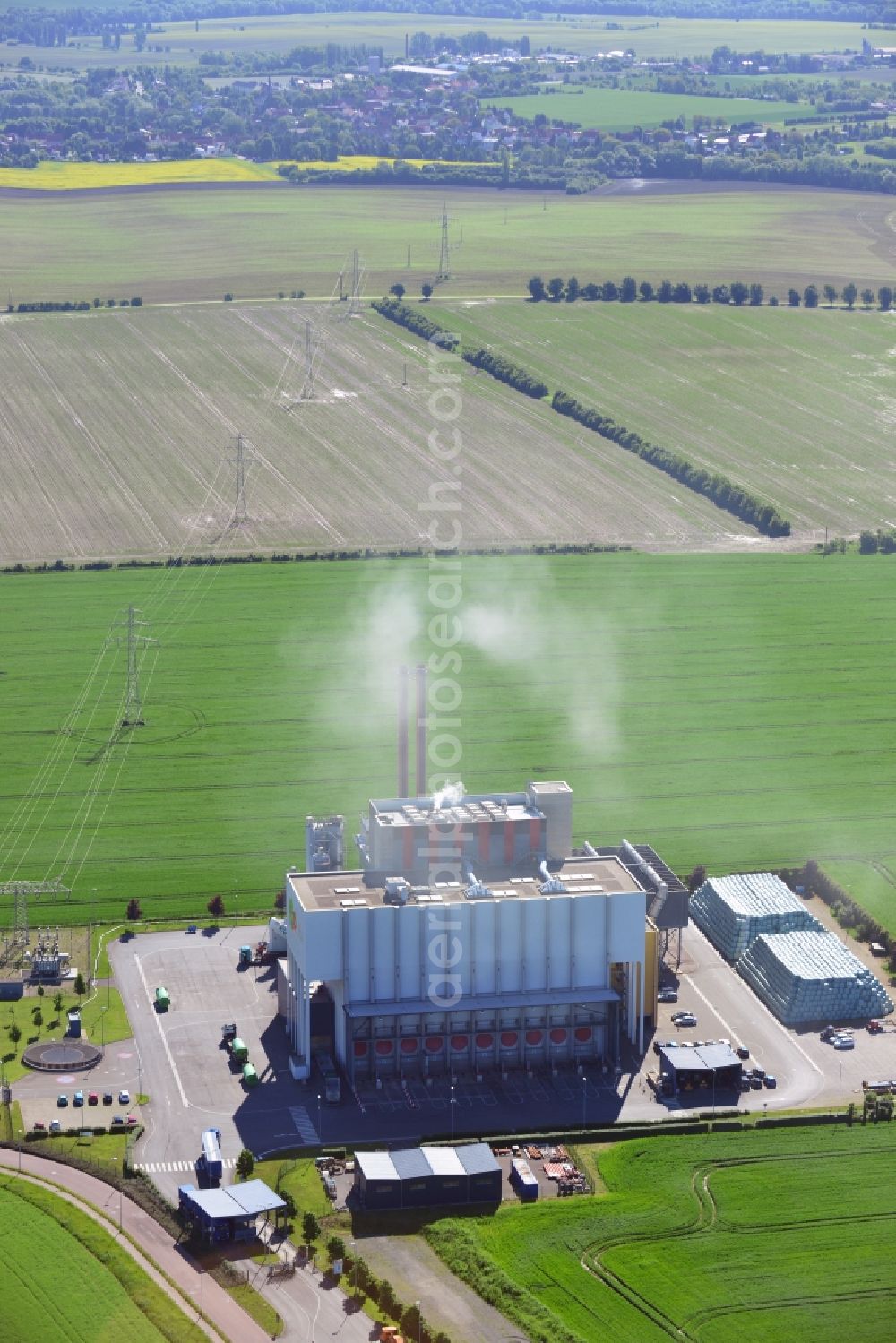 Lützen from above - Power plants and exhaust towers of Waste incineration plant station Prezero Energy Zorbau in Zorbau in the state Saxony-Anhalt, Germany