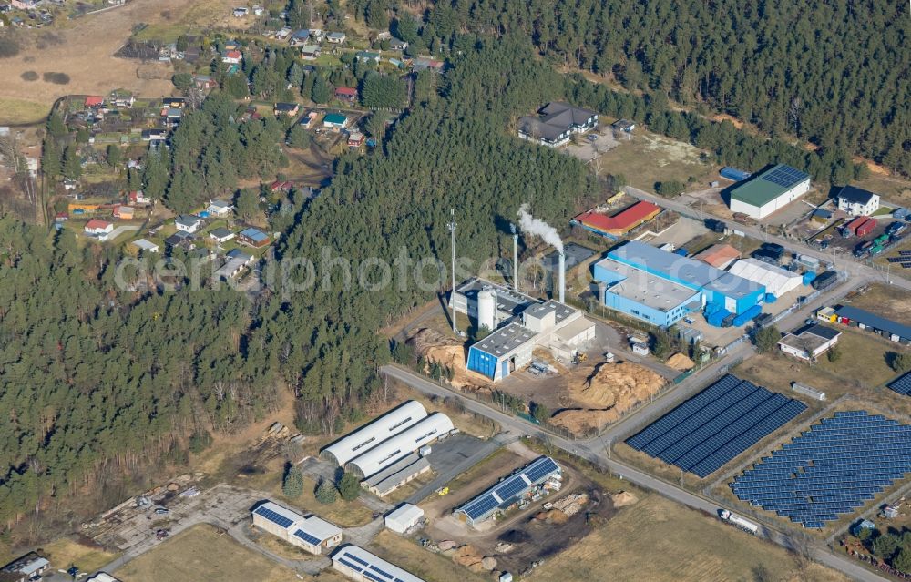 Rheinsberg from above - Power plants and exhaust towers of thermal power station in Rheinsberg in the state Brandenburg, Germany