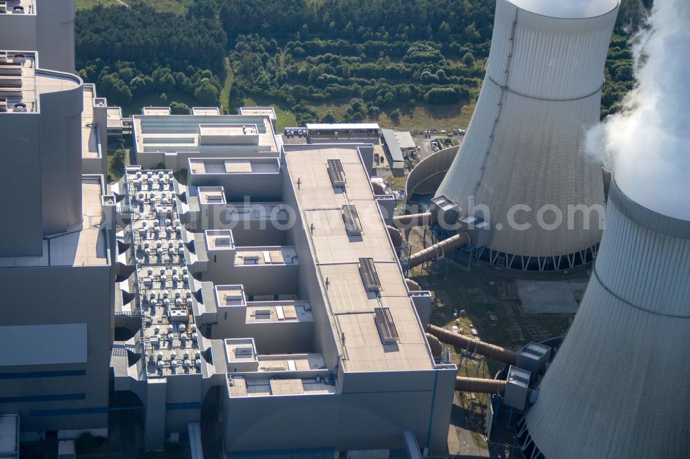 Spremberg from the bird's eye view: Power plants and Cooling towers of thermal power station Schwarze Pumpe of Vattenfall Europe in Spremberg in the state Brandenburg