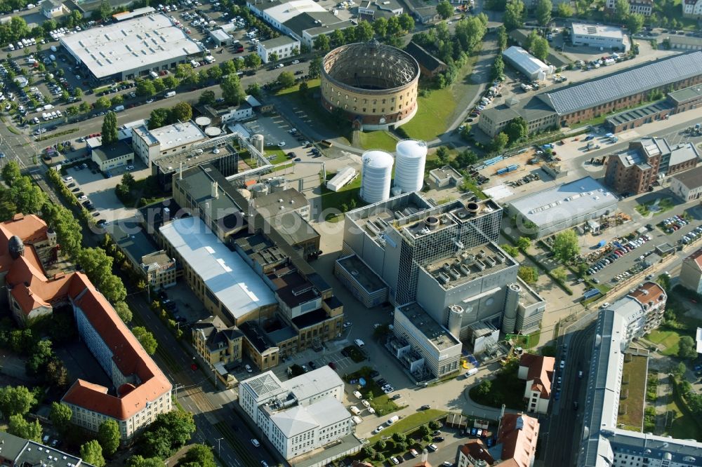 Leipzig from above - Power plants and exhaust towers of thermal power station Stadtwerke Leipzig GmbH - Gas- and Dampfturbinenkraftwerk (GuD) on Eutritzscher Strasse in the district Mitte in Leipzig in the state Saxony, Germany