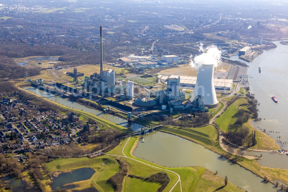 Duisburg from the bird's eye view: Power plants and exhaust towers of thermal power station STEAG Heizkraftwerk Walsum on Dr.-Wilhelm-Roelen-Strasse in Duisburg in the state North Rhine-Westphalia, Germany