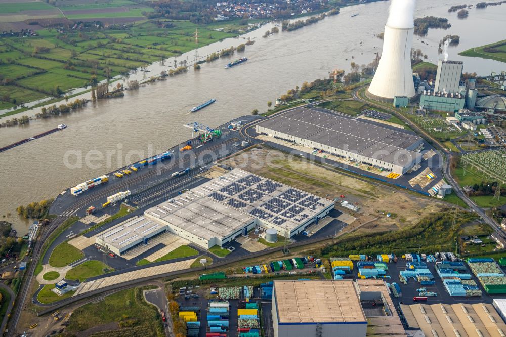 Aerial image Duisburg - Power plants and exhaust towers of thermal power station STEAG Heizkraftwerk Walsum on Dr.-Wilhelm-Roelen-Strasse in Duisburg in the state North Rhine-Westphalia, Germany