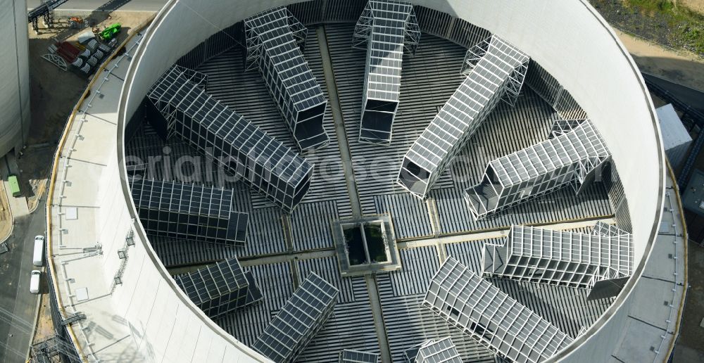 Hamburg from the bird's eye view: Power plants and exhaust towers of thermal power station Vattenfall Tiefstack in Hamburg Moorburg, Germany