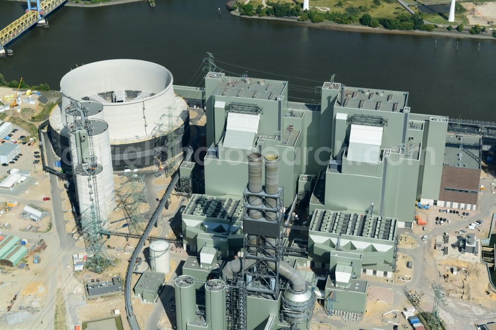 Aerial photograph Hamburg - Power plants and exhaust towers of thermal power station Vattenfall Tiefstack in Hamburg Moorburg, Germany