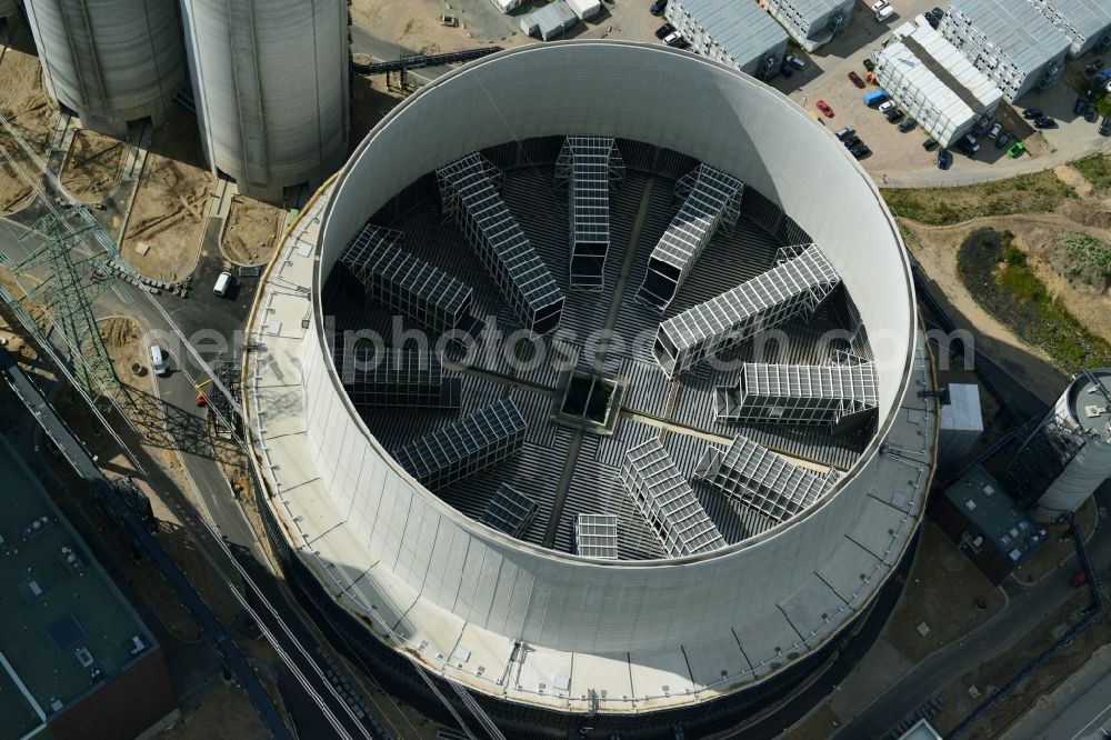 Aerial photograph Hamburg - Power plants and exhaust towers of thermal power station Vattenfall Tiefstack in Hamburg Moorburg, Germany