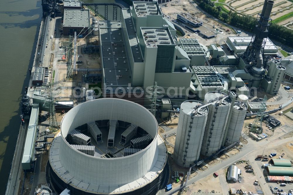 Aerial photograph Hamburg - Power plants and exhaust towers of thermal power station Vattenfall Tiefstack in Hamburg Moorburg, Germany