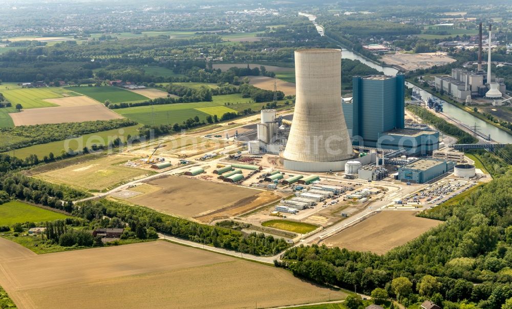 Datteln from above - Power plants and exhaust towers of coal thermal power station Datteln 4 Uniper Kraftwerk Im Loeringhof in Datteln in the state North Rhine-Westphalia, Germany