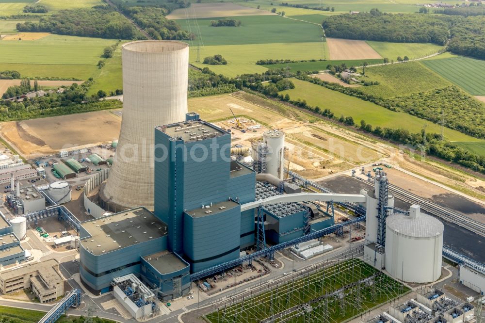 Datteln from above - Power plants and exhaust towers of coal thermal power station Datteln 4 Uniper Kraftwerk Im Loeringhof in Datteln in the state North Rhine-Westphalia, Germany