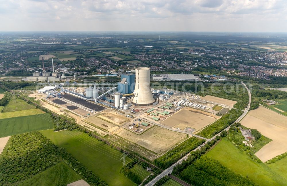 Datteln from above - Power plants and exhaust towers of coal thermal power station Datteln 4 Uniper Kraftwerk Im Loeringhof in Datteln in the state North Rhine-Westphalia, Germany