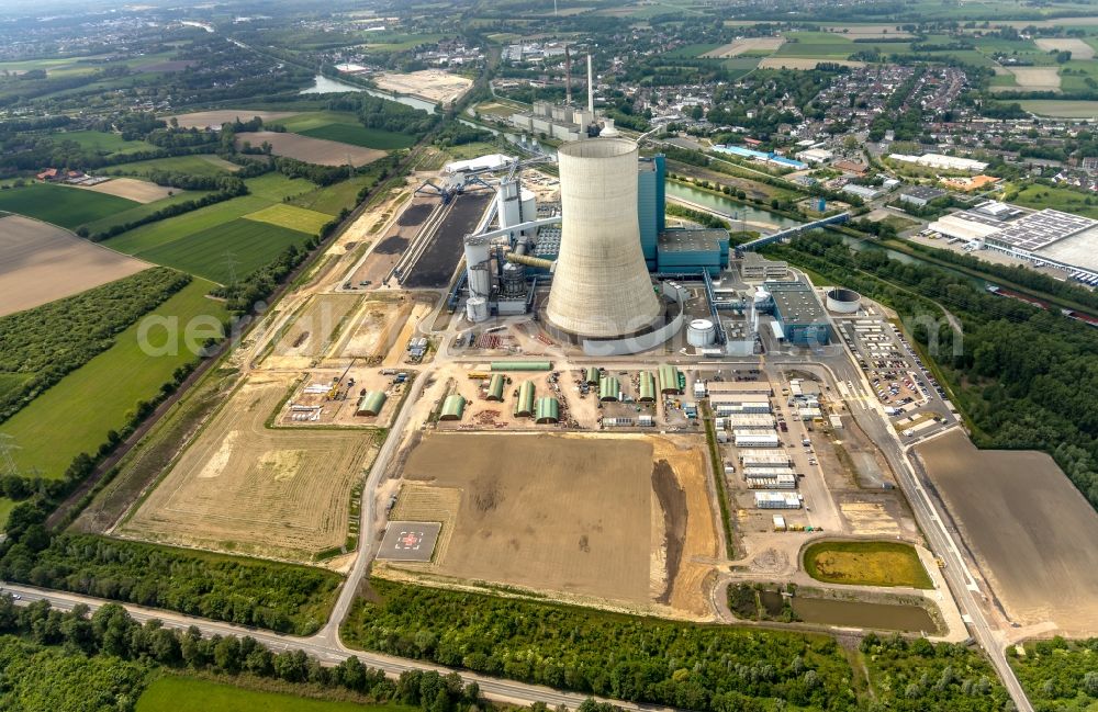 Datteln from above - Power plants and exhaust towers of coal thermal power station Datteln 4 Uniper Kraftwerk Im Loeringhof in Datteln in the state North Rhine-Westphalia, Germany