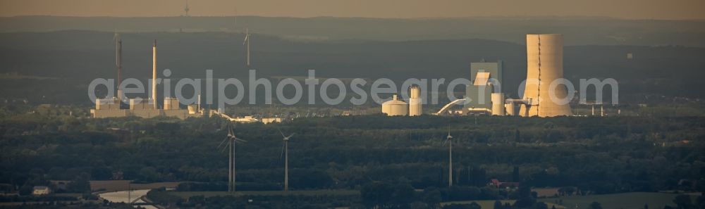 Aerial photograph Datteln - Power plants and exhaust towers of coal thermal power station Datteln 4 Uniper Kraftwerk Im Loeringhof in Datteln in the state North Rhine-Westphalia, Germany