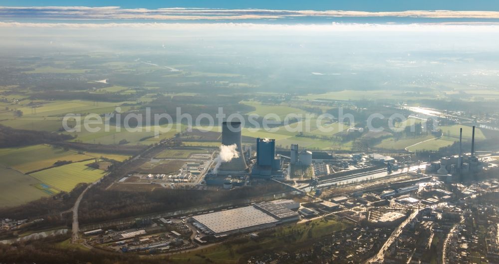 Datteln from the bird's eye view: Aerial view of the power plant and exhaust tower of the coal-fired cogeneration plant Datteln 4 Uniper Kraftwerk Im Loeringhof on the Dortmund-Ems Canal in Datteln in the state North Rhine-Westphalia, Germany