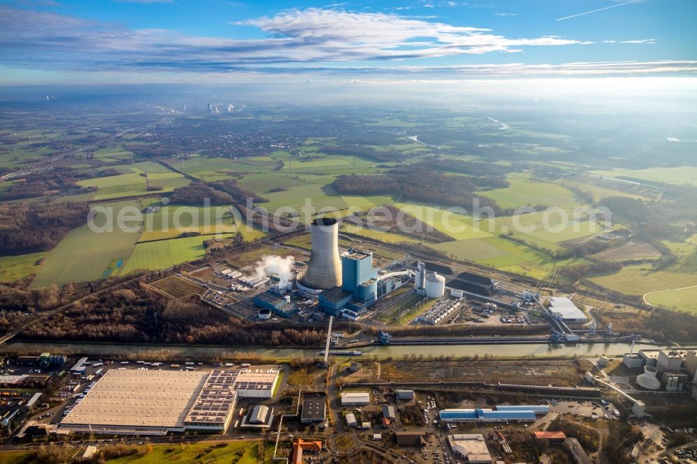 Aerial image Datteln - Aerial view of the power plant and exhaust tower of the coal-fired cogeneration plant Datteln 4 Uniper Kraftwerk Im Loeringhof on the Dortmund-Ems Canal in Datteln in the state North Rhine-Westphalia, Germany